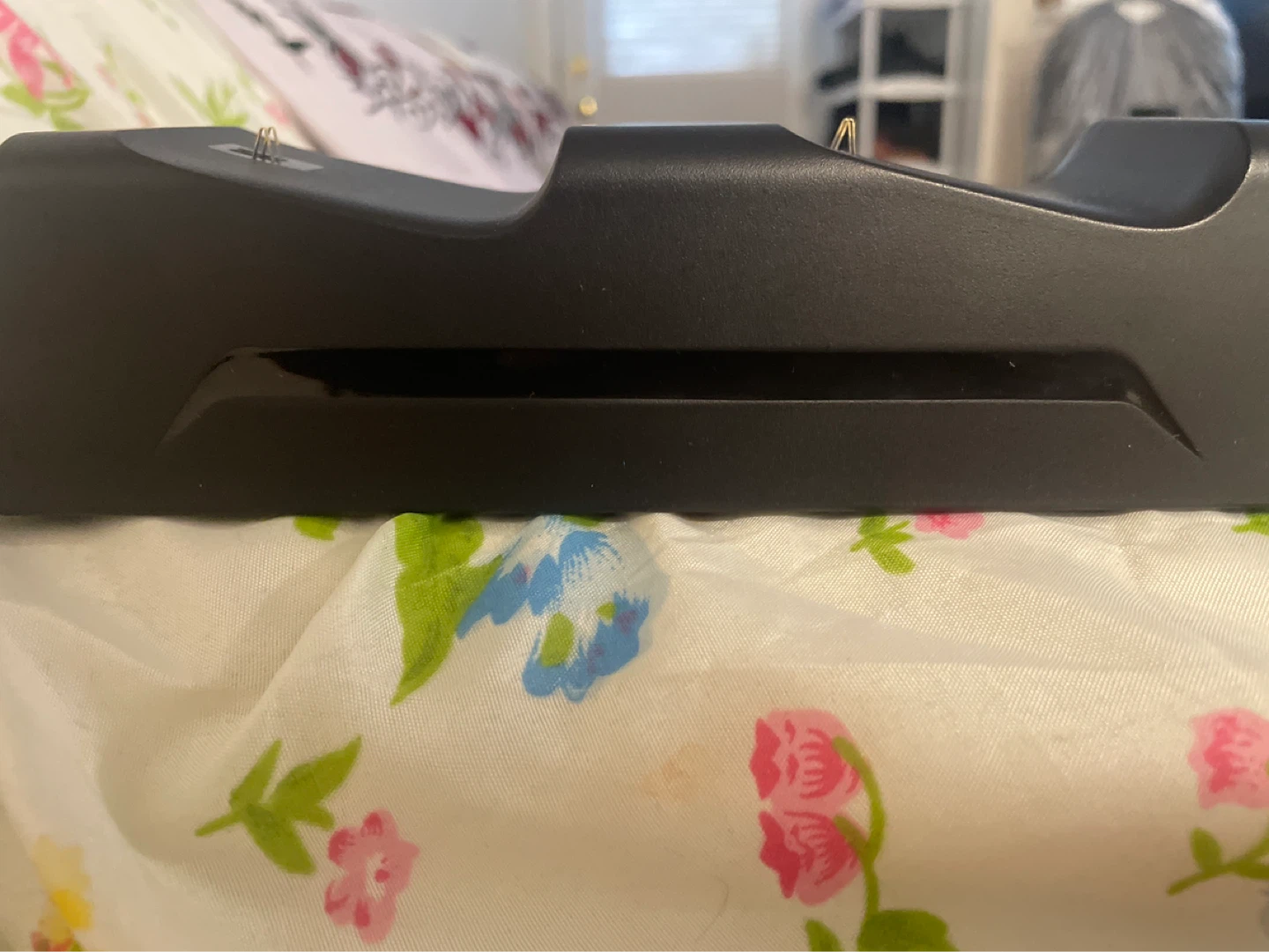 READ DESCRIPTION-Surge Twin Controller Charging Dock - photo 2