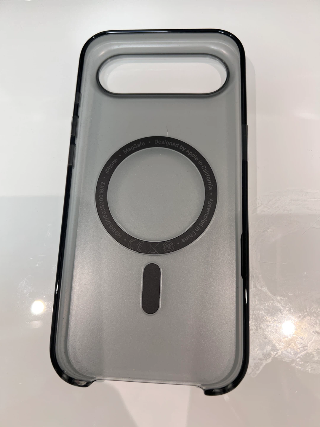 Apple iPhone 14 Pro MagSafe Case