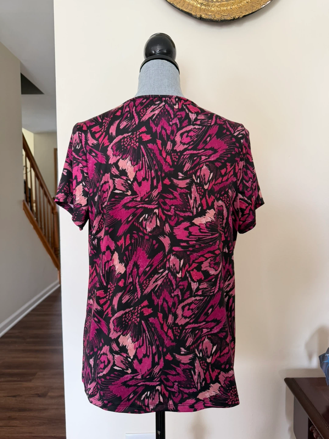 Ladies, top size medium - photo 2