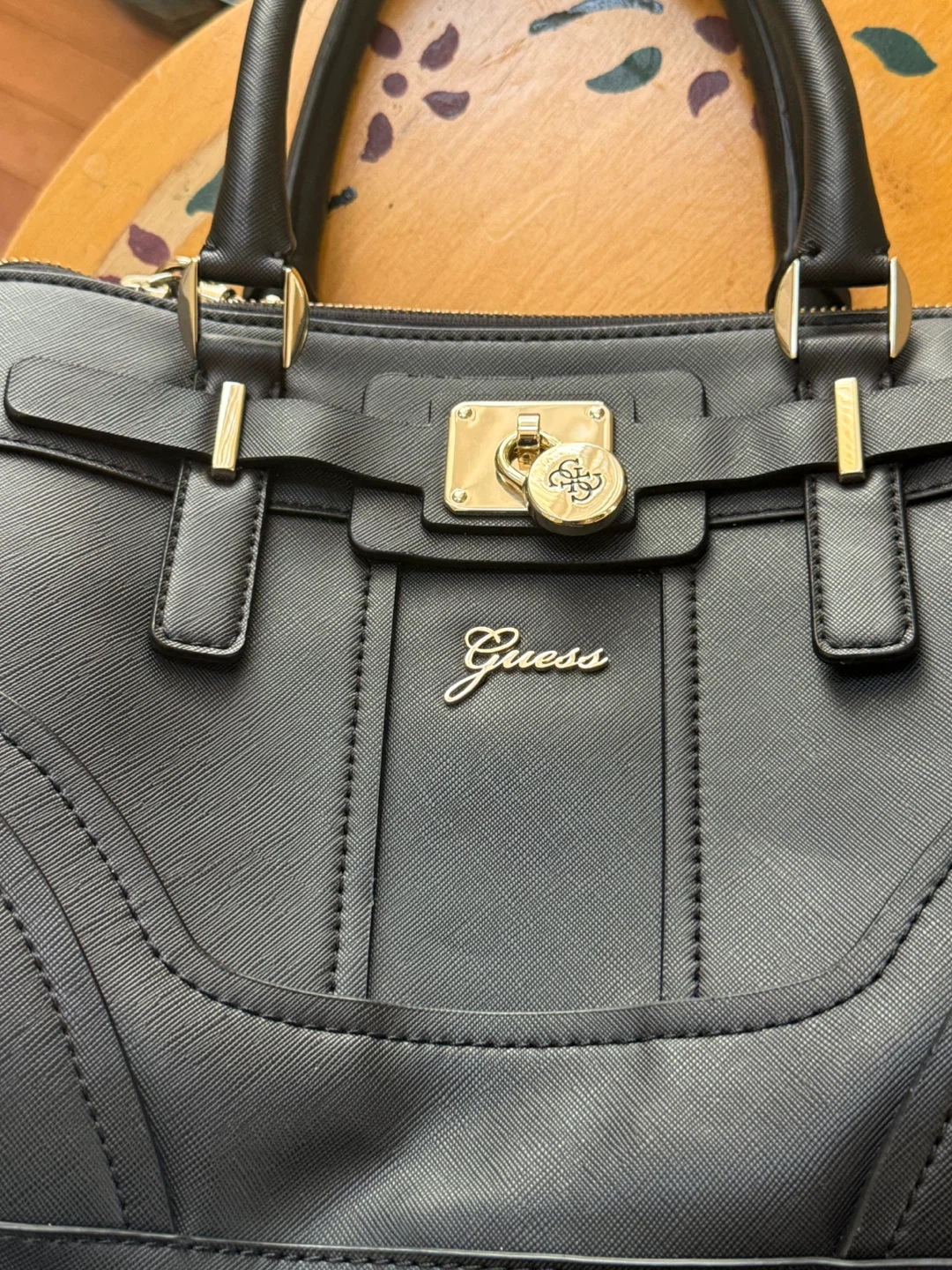 Guess Black Satchel Handbag - photo 2