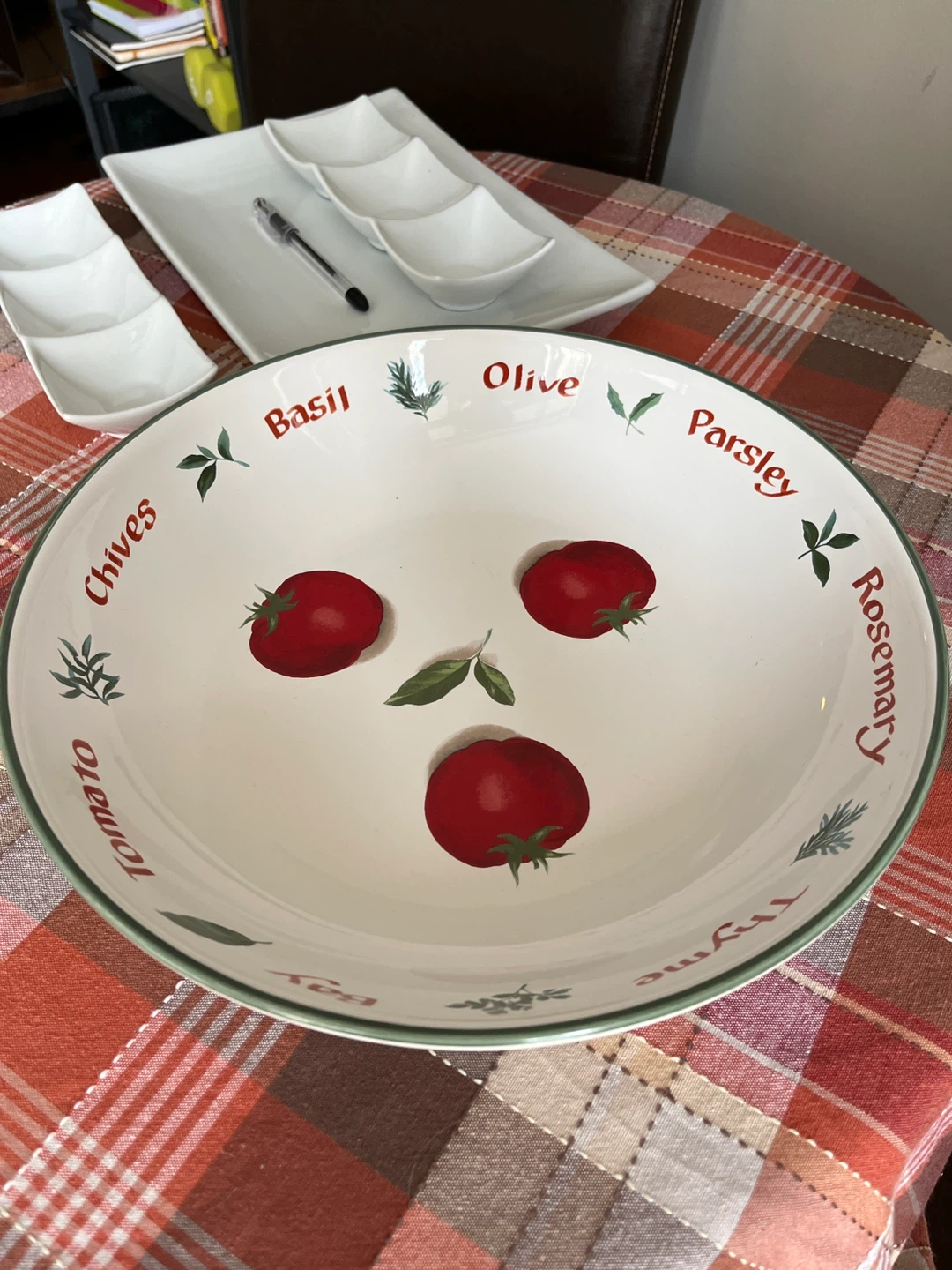 White Ceramic Serving Platters - photo 2