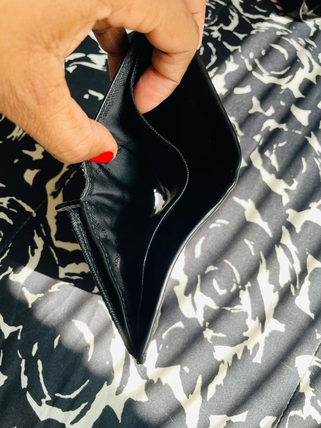 Michael Kors Black Saffiano Leather Bifold Wallet - photo 3