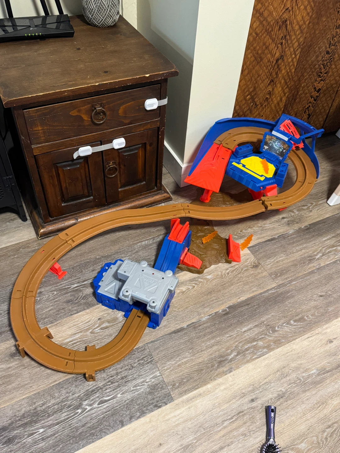 MONSTER TRUCK TRACK