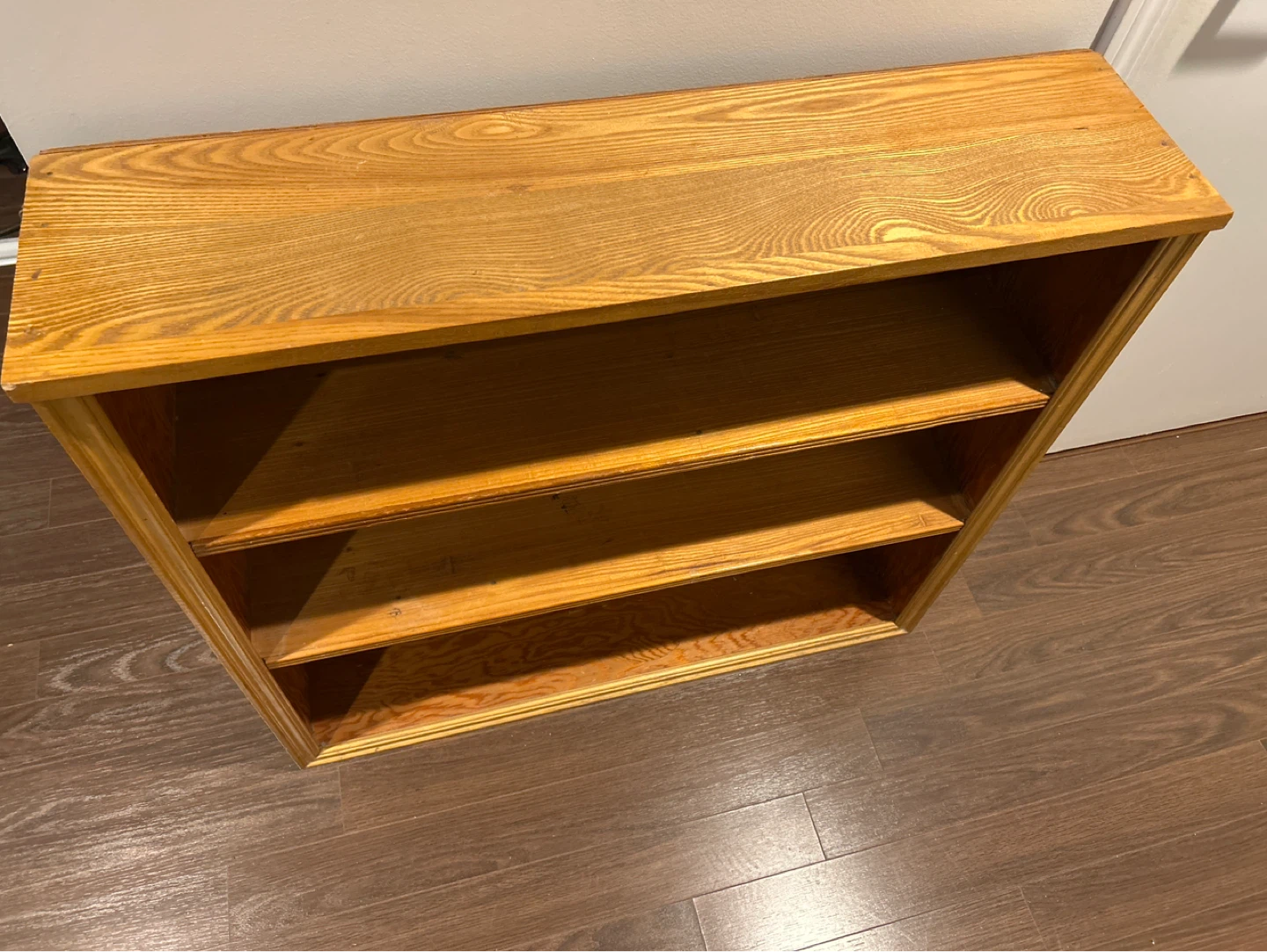 Wooden Bookshelf - 3 Shelves - photo 4