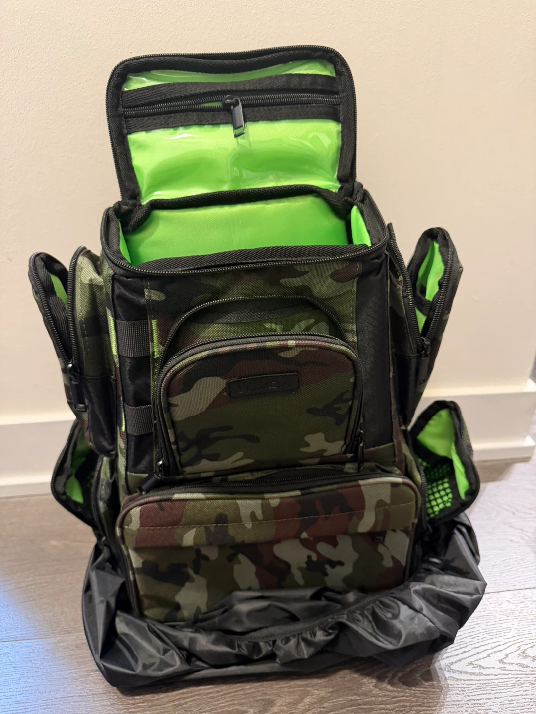 LIXADA Camouflage Fishing Tackle Backpack with Storage Boxes - photo 2