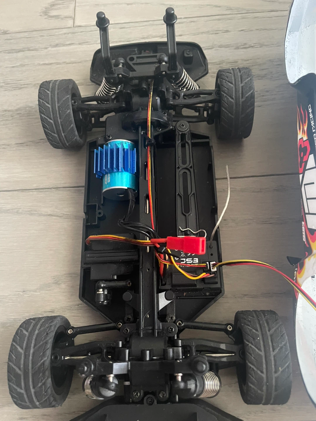 RC car - photo 5