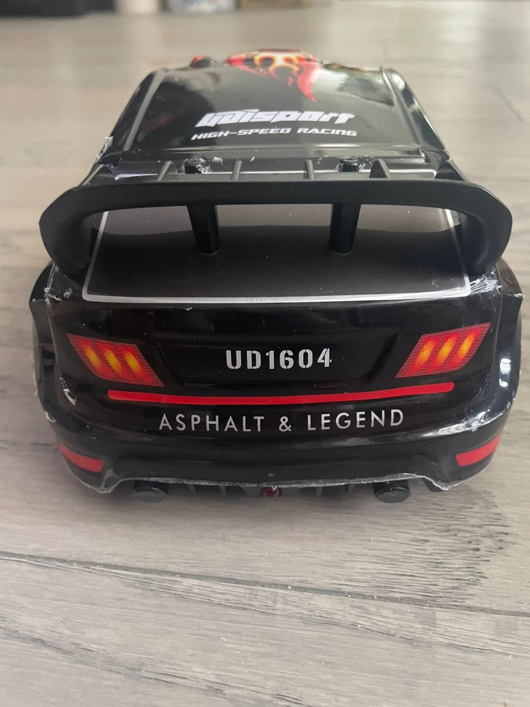 RC car - photo 4