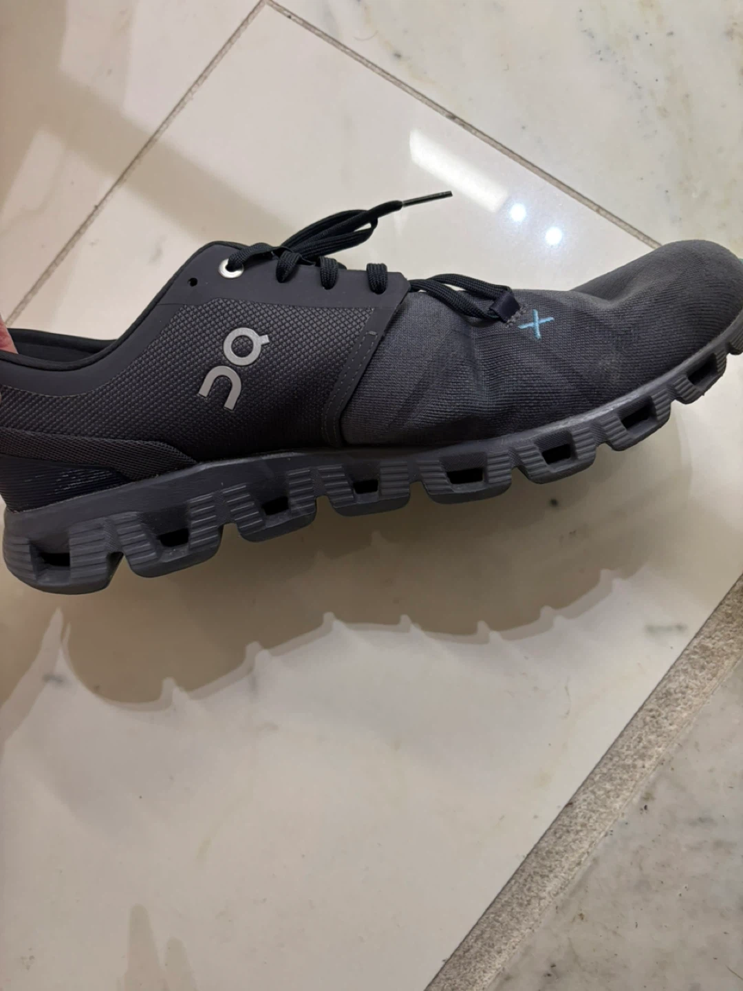 On Cloudswift Running Shoes - Men's Size 9