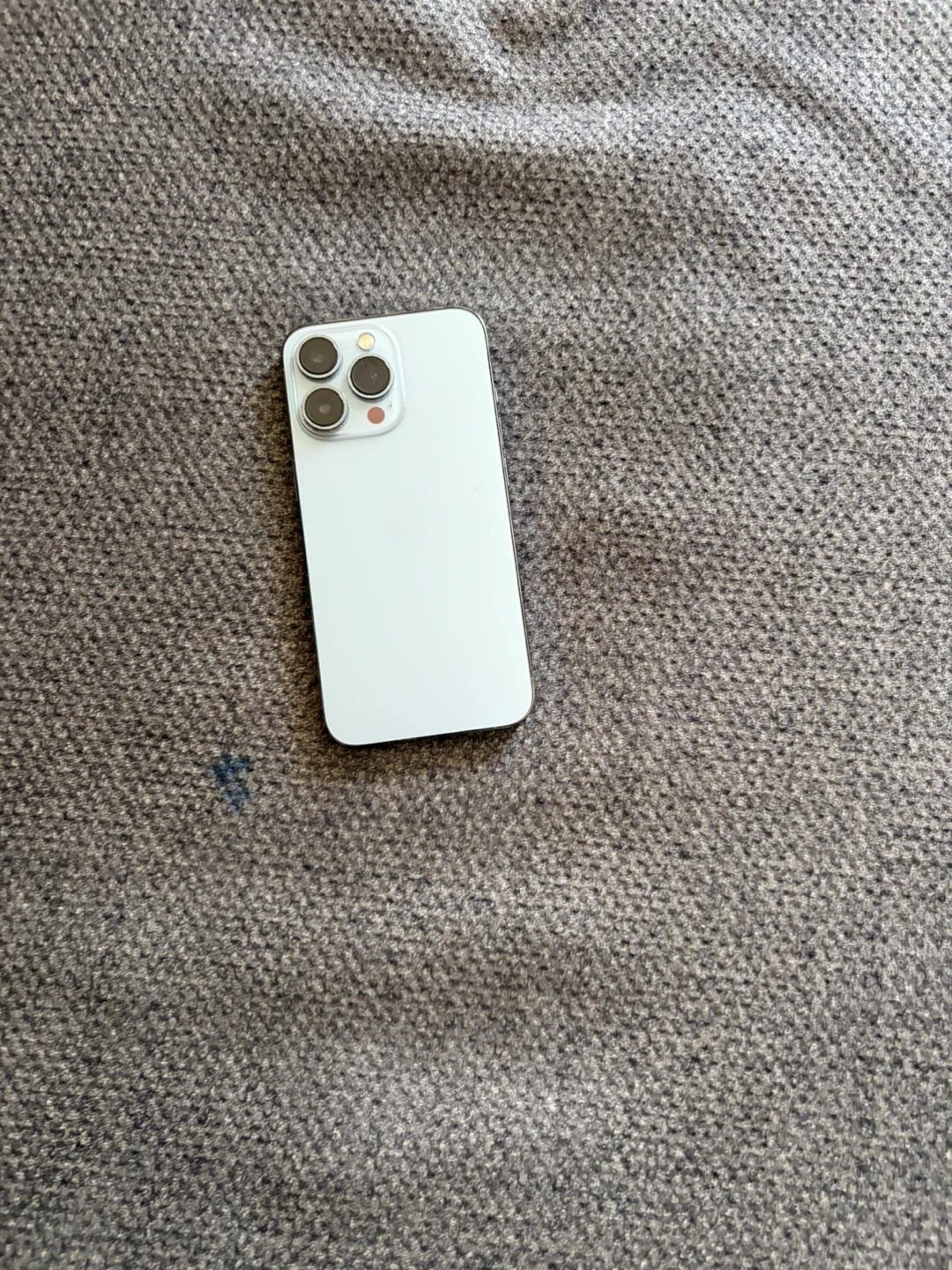Apple iPhone 13 Pro - photo 3