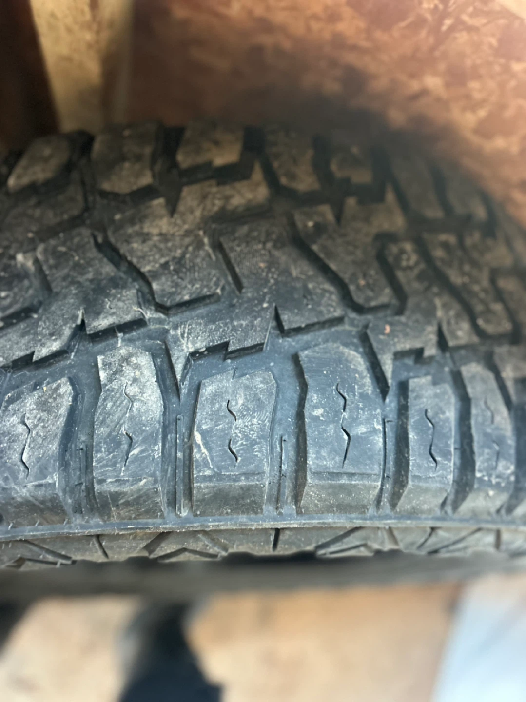 Ford truck tires and rims - photo 2