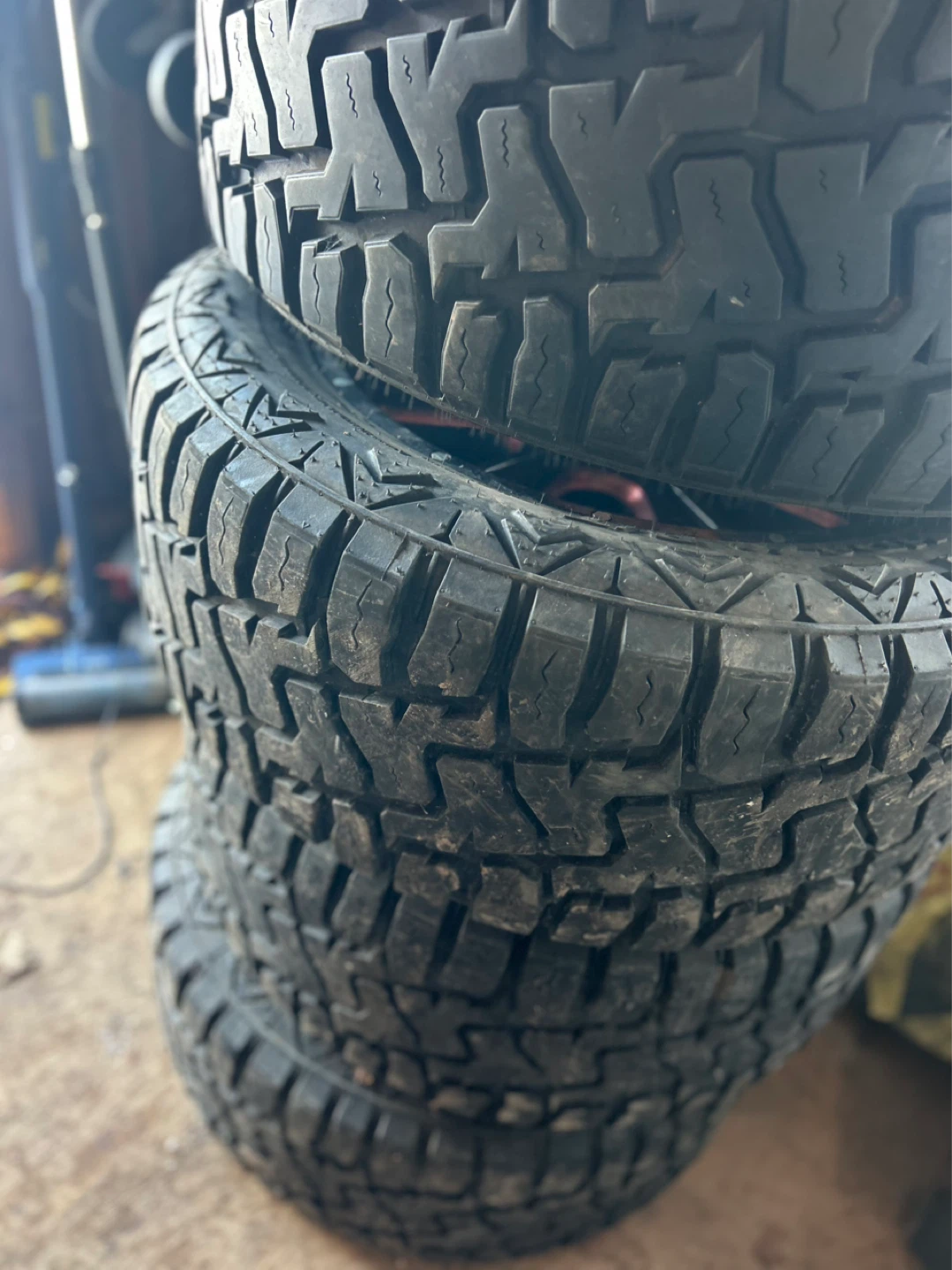 Ford truck tires and rims - photo 4