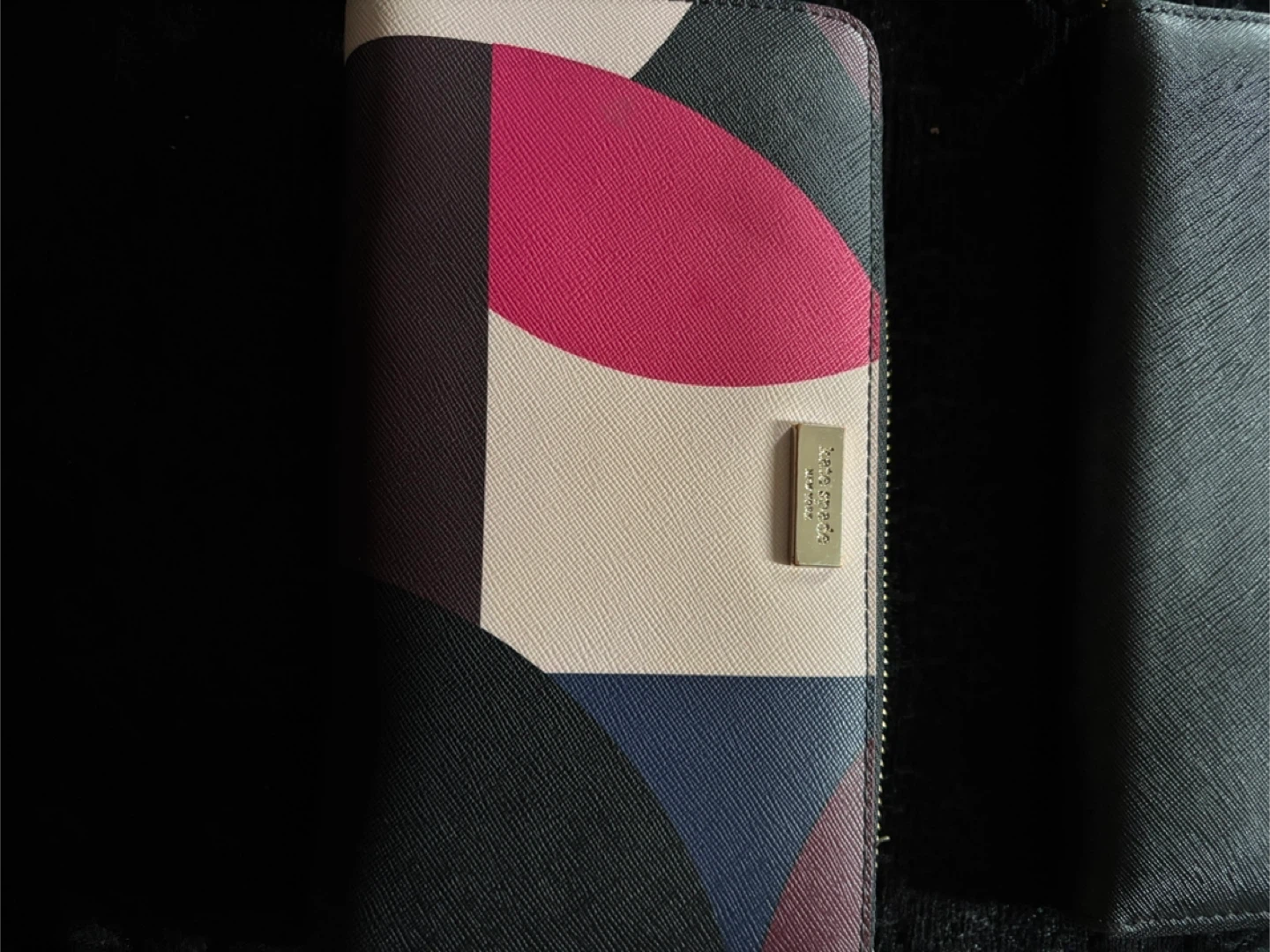 🌱Kate Spade Geometric Wallet & 2 Black/Brown Wallets - photo 2