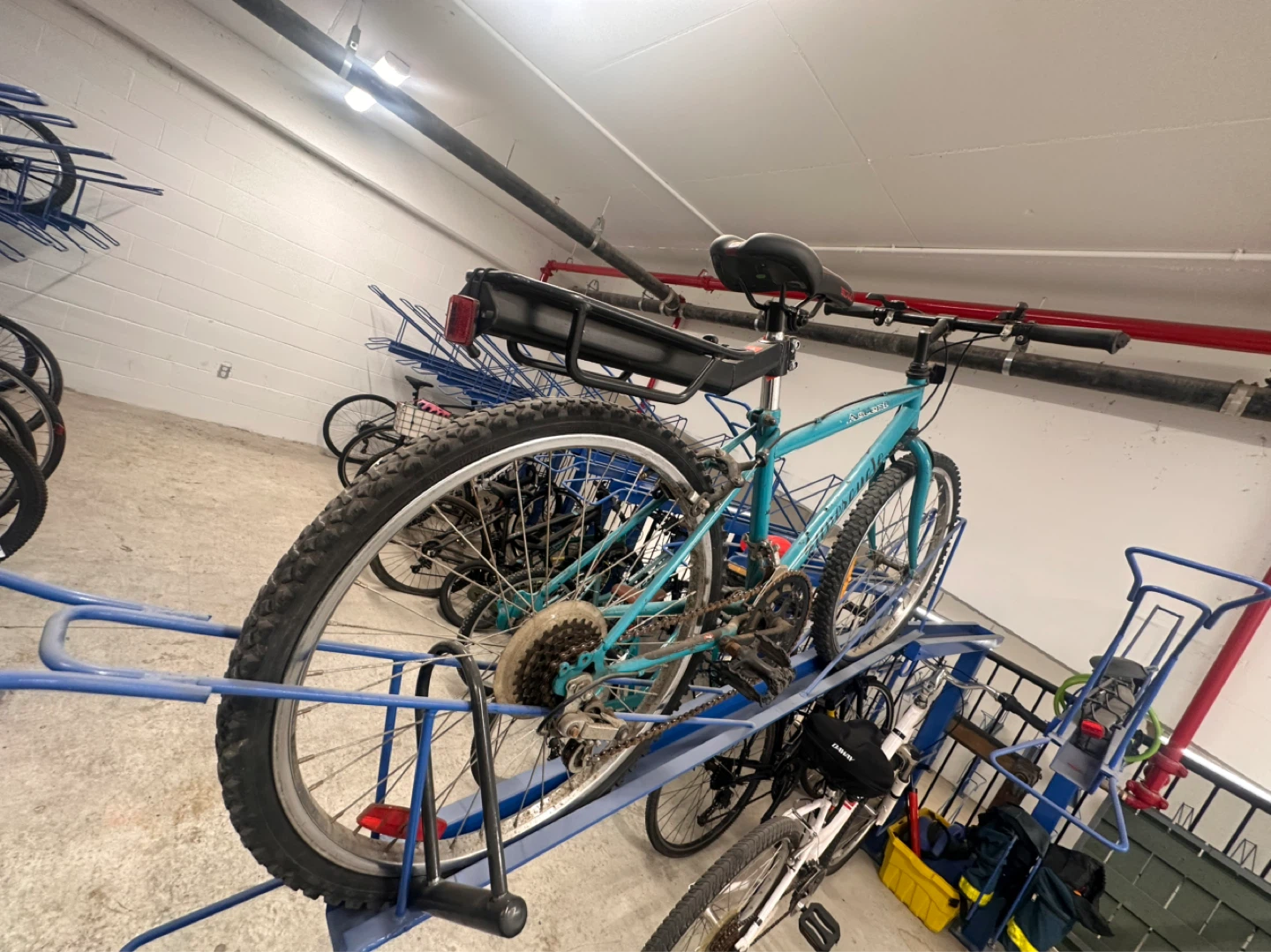 Teal Mountain Bike - photo 2