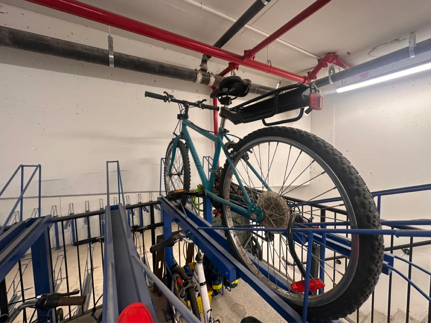 Teal Mountain Bike - photo 3
