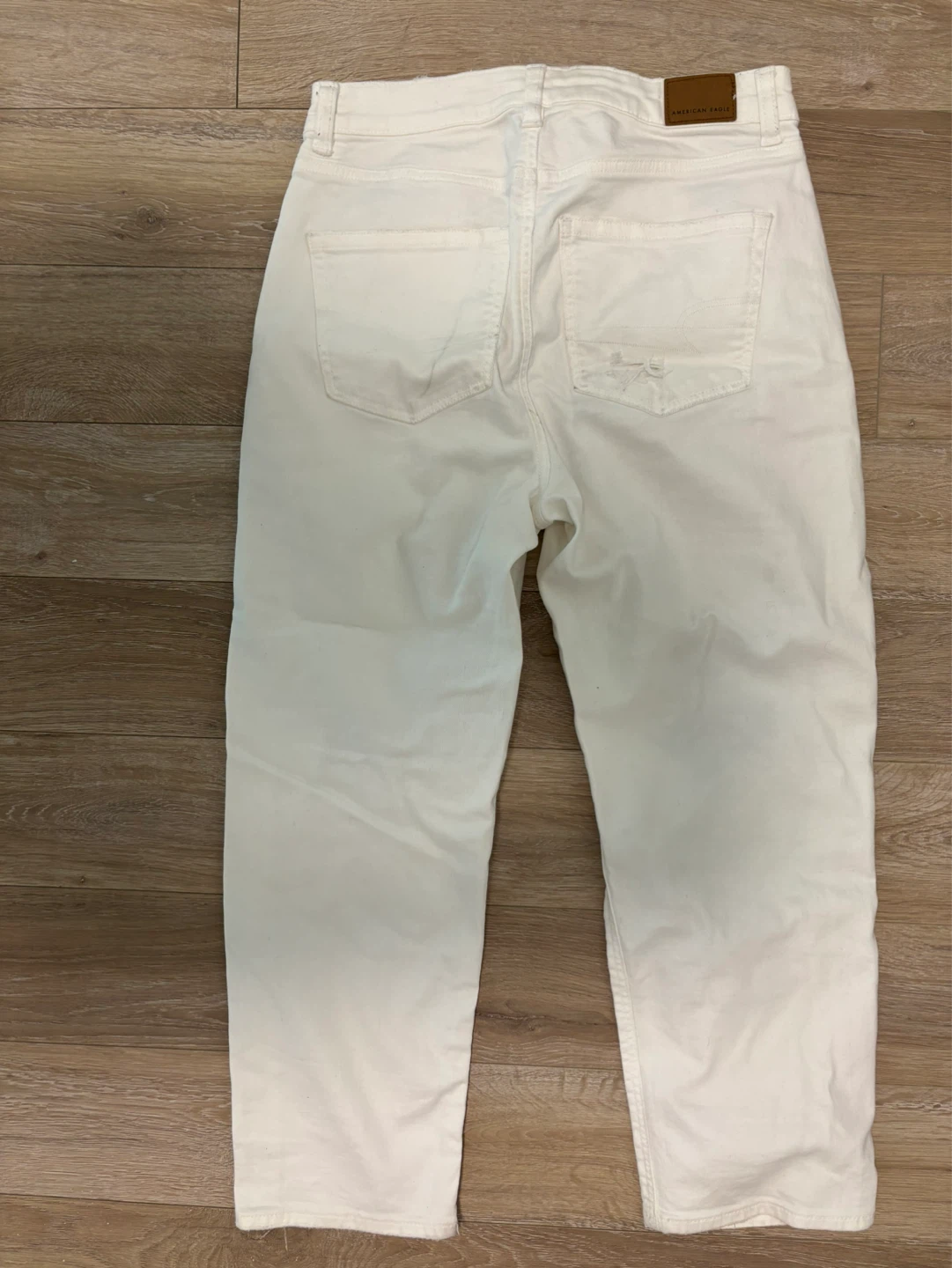 American Eagle Mom Straight Jeans - White, Size 4 - photo 3