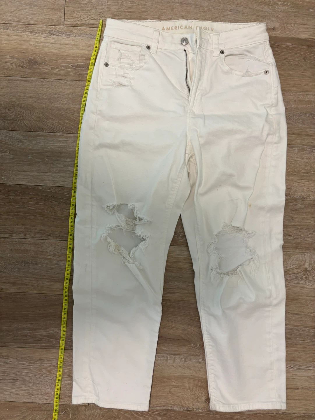 American Eagle Mom Straight Jeans - White, Size 4