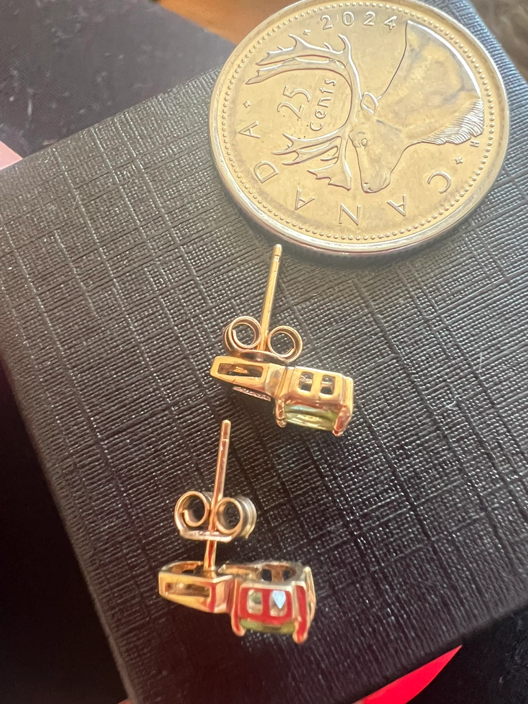 10 k Gold Peridot & Diamond Earrings - photo 3