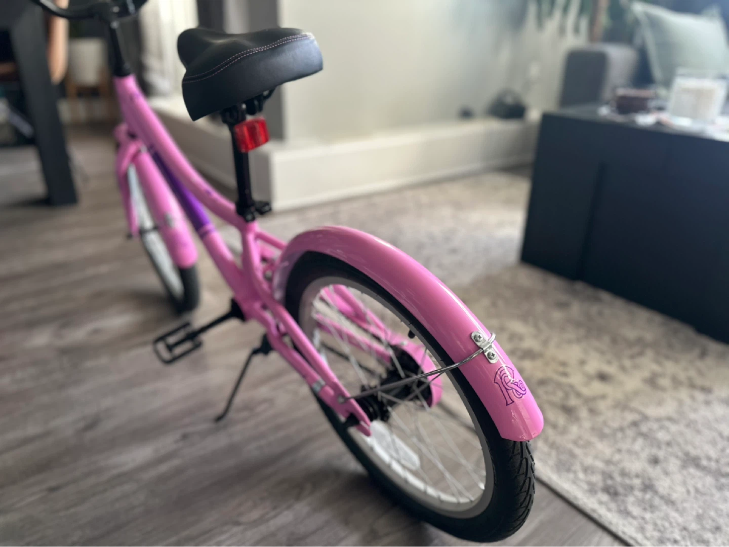 Pink Raleigh bicycle for kids 18 inch - photo 3