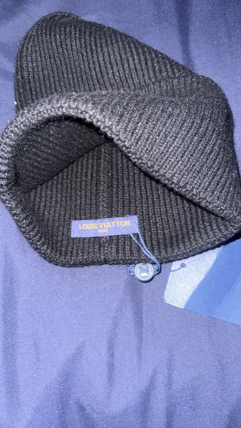 Louis Vuitton Beanie Hat Black - photo 2
