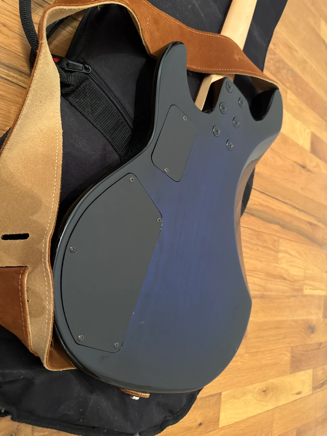 G&L M-2000 Tribute Series Bass Guitar - Blue - photo 4