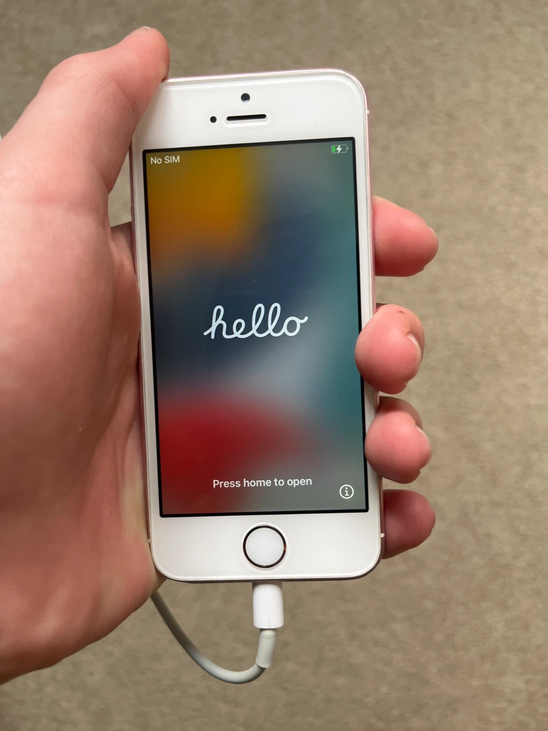 Apple iPhone SE - Rose Gold