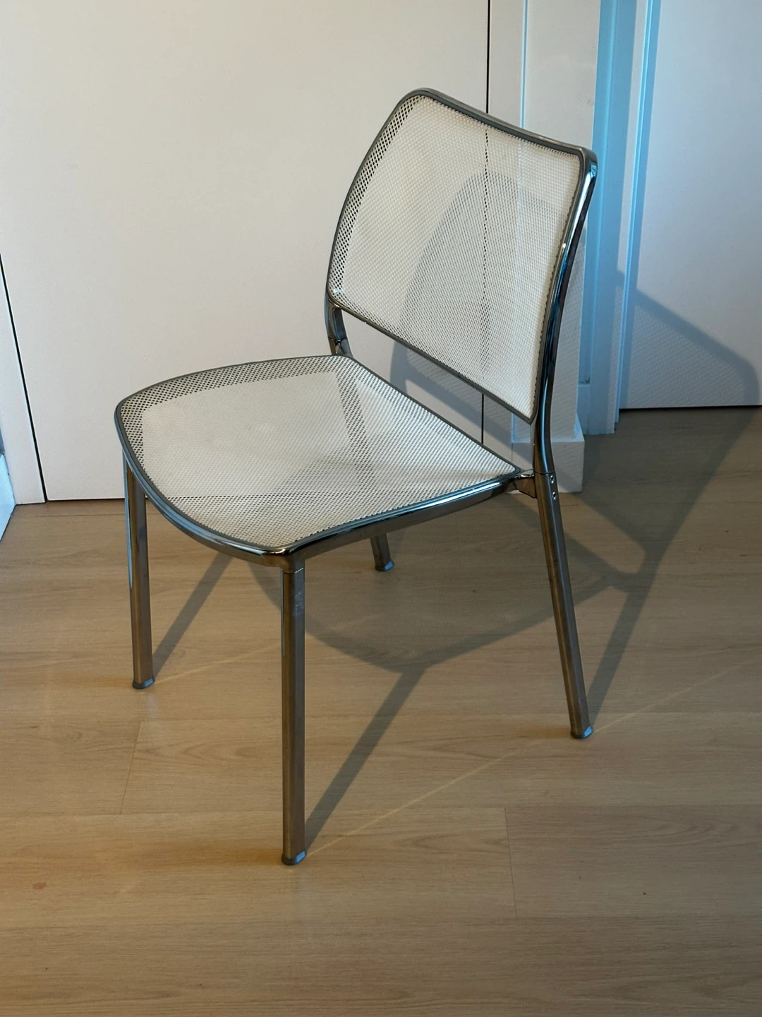 Modern Chrome / White Mesh Dining Chair Set (6 Pieces) - photo 2