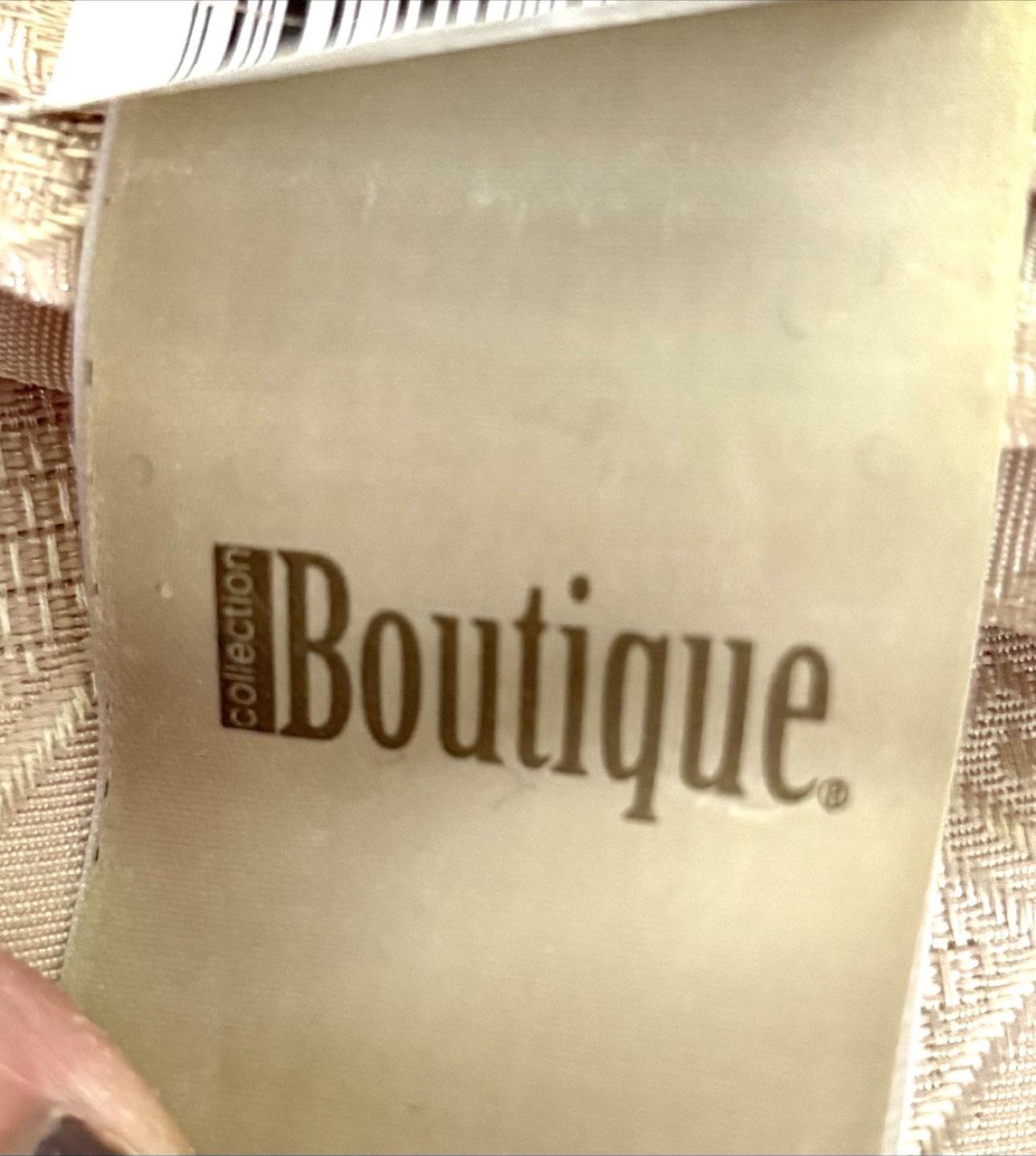 Boutique Jacquard Table Cloth & 8 Napkins - photo 5