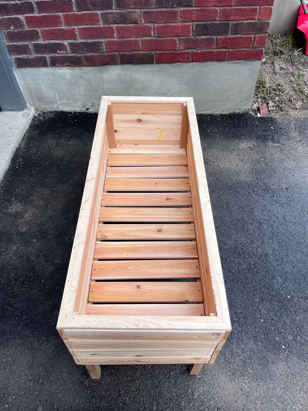Raised Cedar Garden Planter Box / Garden Beds