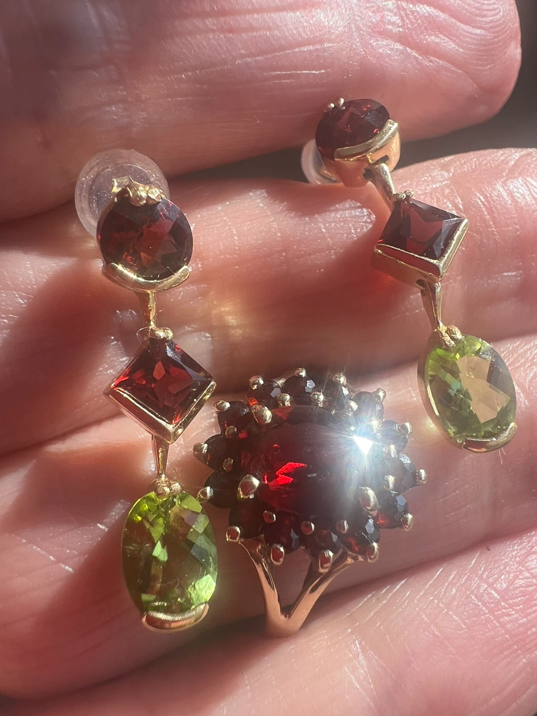 14 k Gold Garnet and Peridot earrings  and Earring Set - photo 5