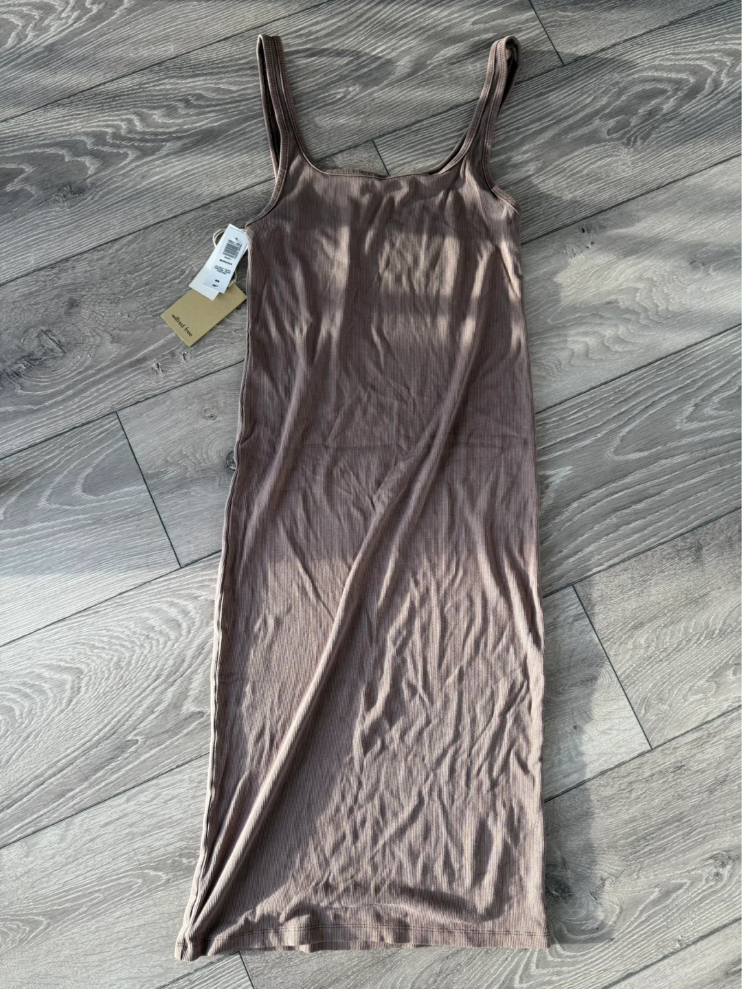 Aritzia Wilfred Free Ribbed Midi brand new - photo 2