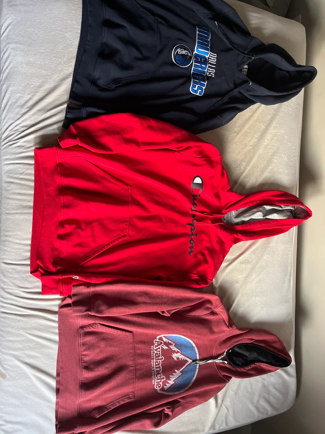 Bundle of 3 Hoodies: Dallas Mavericks, Champion, Avalanche