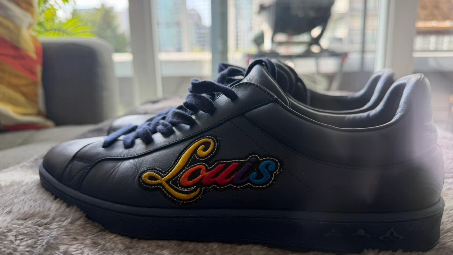 Louis Vuitton Navy Leather "Louis" Sneakers - photo 4