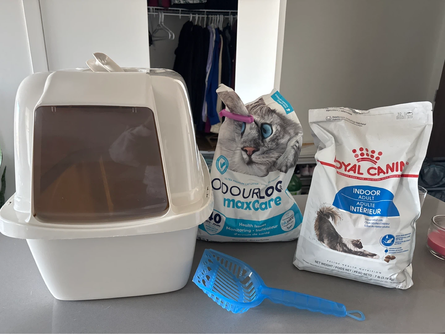 Moderna Cat Litter Box with Scoop