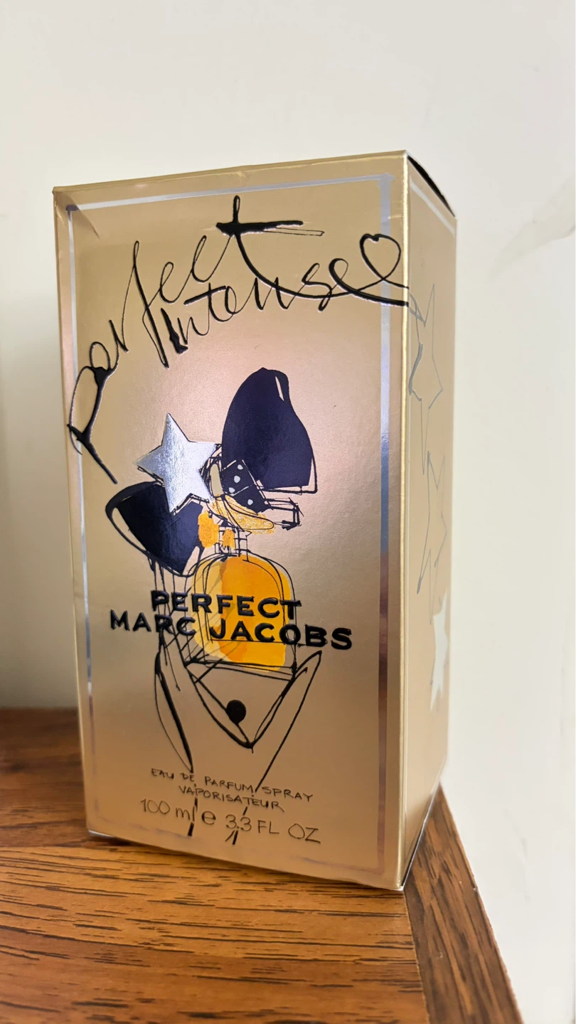 BRAND NEW: Marc Jacobs Perfect Intense Eau de Parfum Spray 100ml
