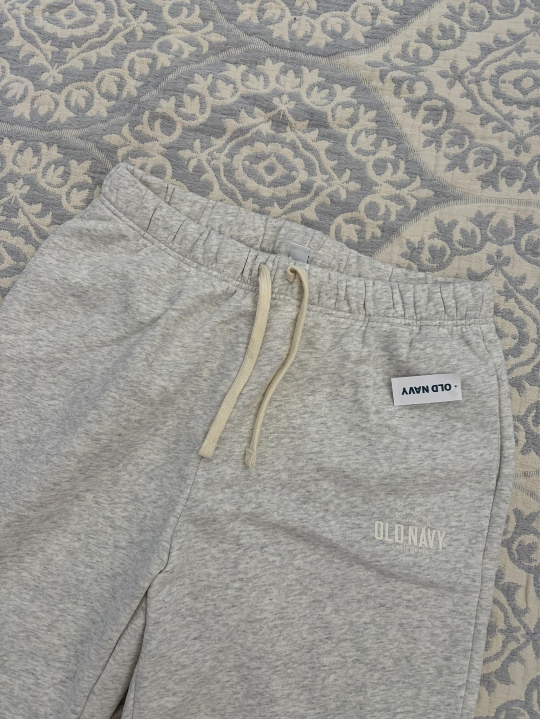 Old Navy Grey Sweatpants Size L - photo 4