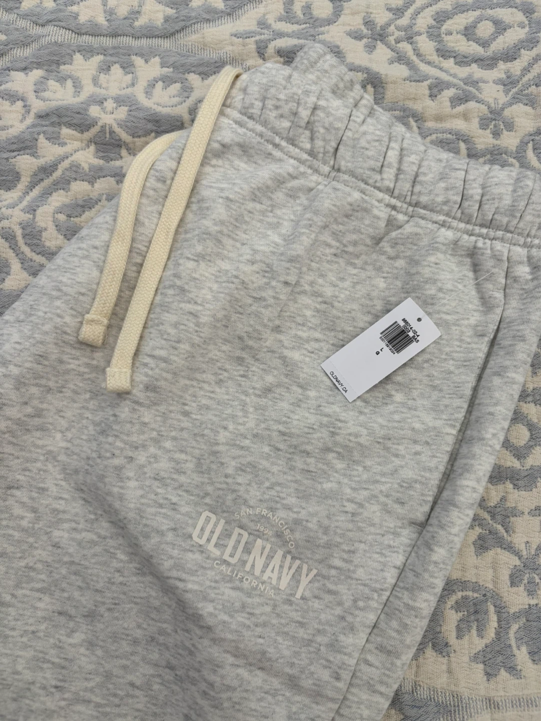 Old Navy Grey Sweatpants Size L - photo 2