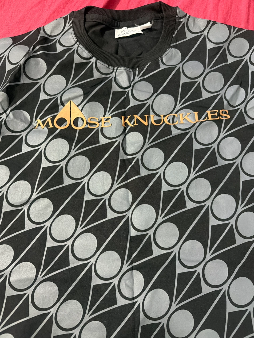 Moose Knuckles Men's T-Shirt - Black/Grey Pattern
