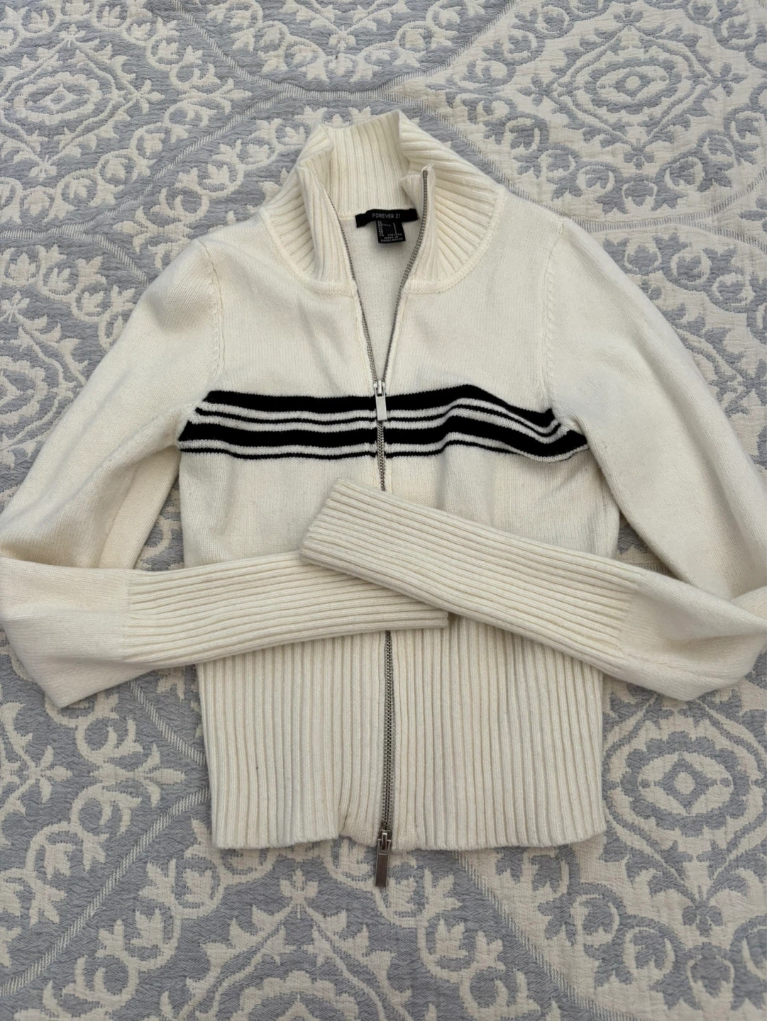 Forever 21 White Zip-Up Sweater with Black Stripes - Size L - photo 4
