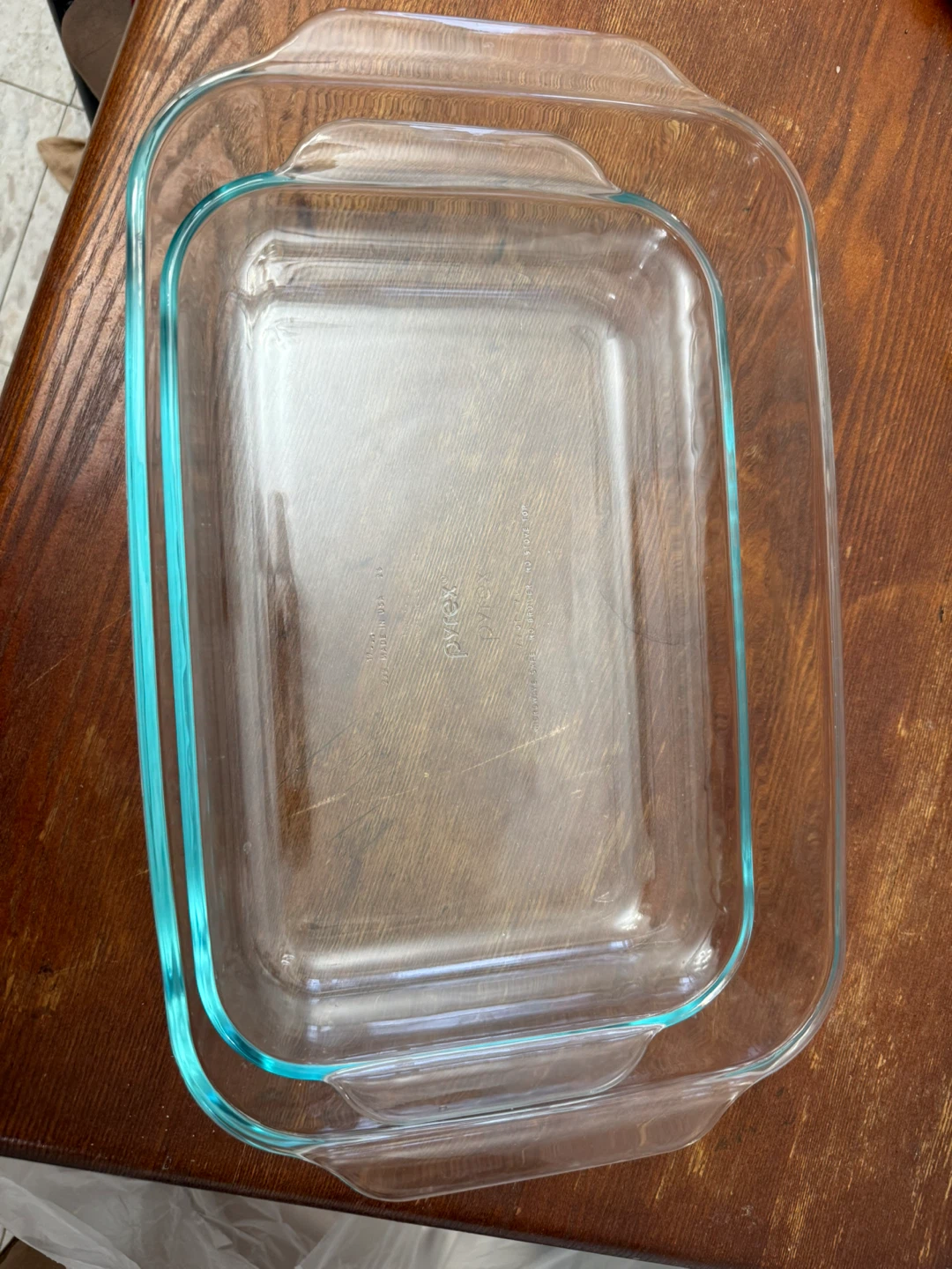 Pyrex Glass Baking Dishes with Red Lids (2-Piece Set) - photo 2