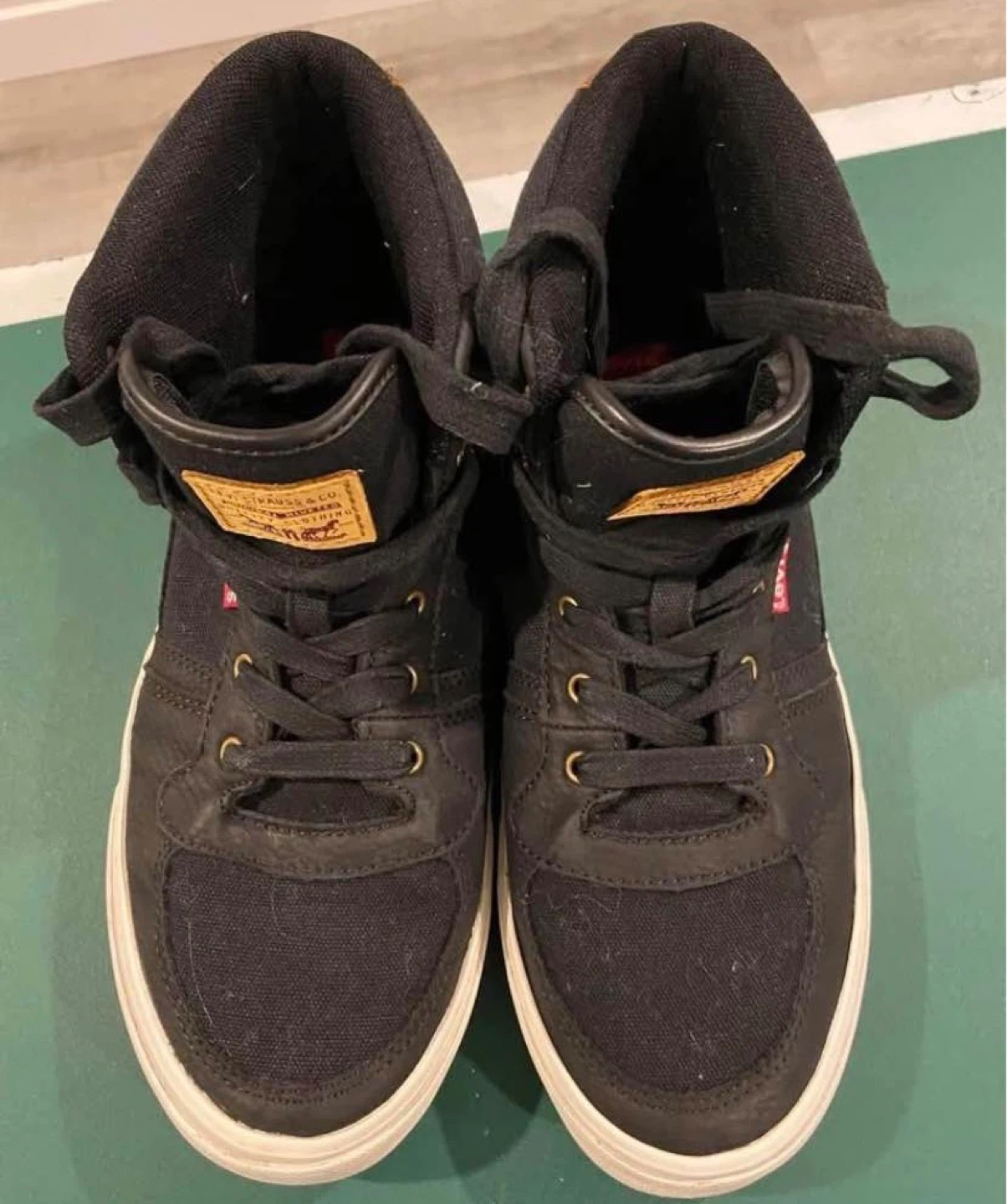 EUC: Levi's High-Top Sneakers - Youth Size 6 - photo 5