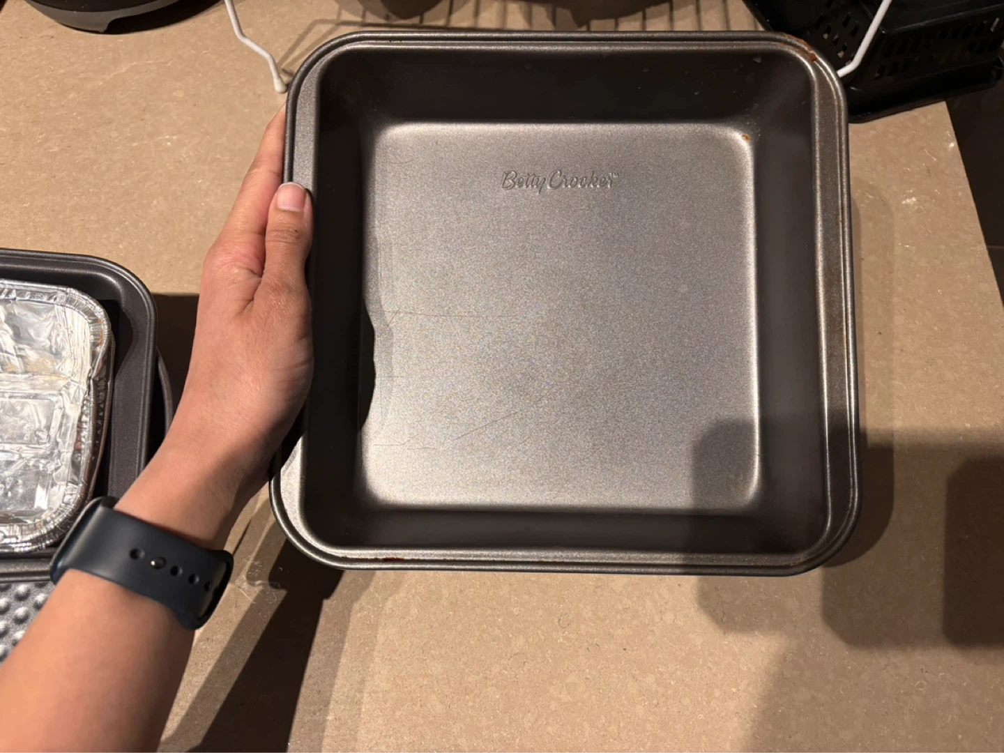 Betty Crocker Square Baking Pan 🌱