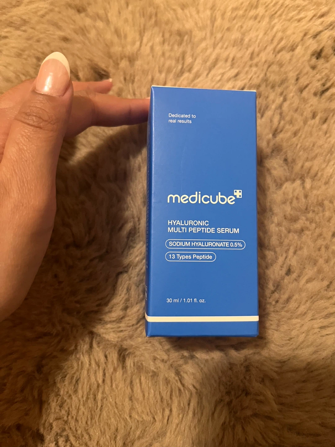 Medicube Hyaluronic Multi Peptide Serum - photo 2