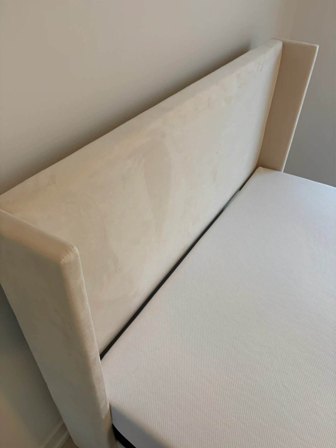 BN Velvet Wingback Bed Frame in Full Size - photo 2
