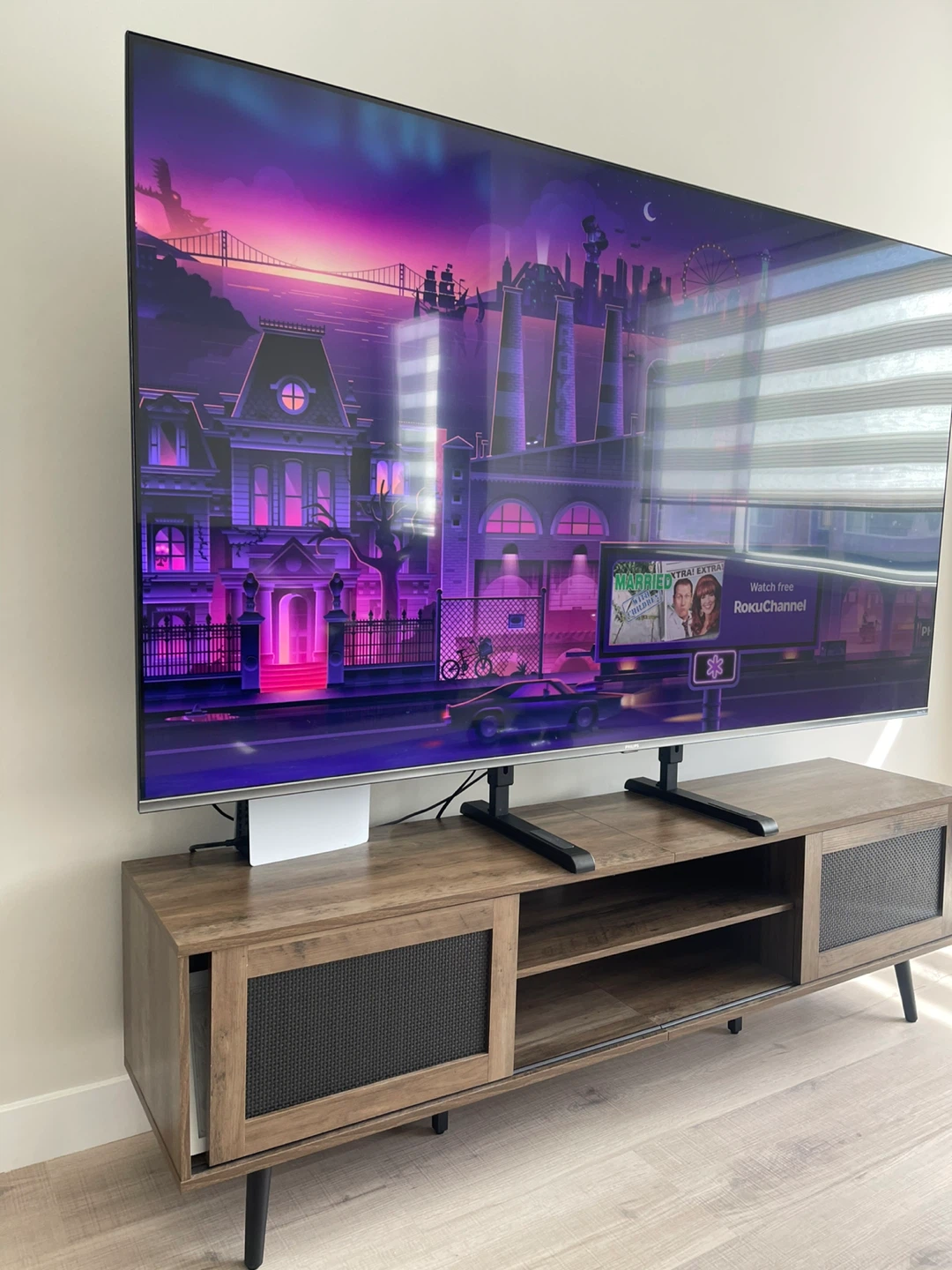 Philips 75" Roku TV- Barely used - photo 2
