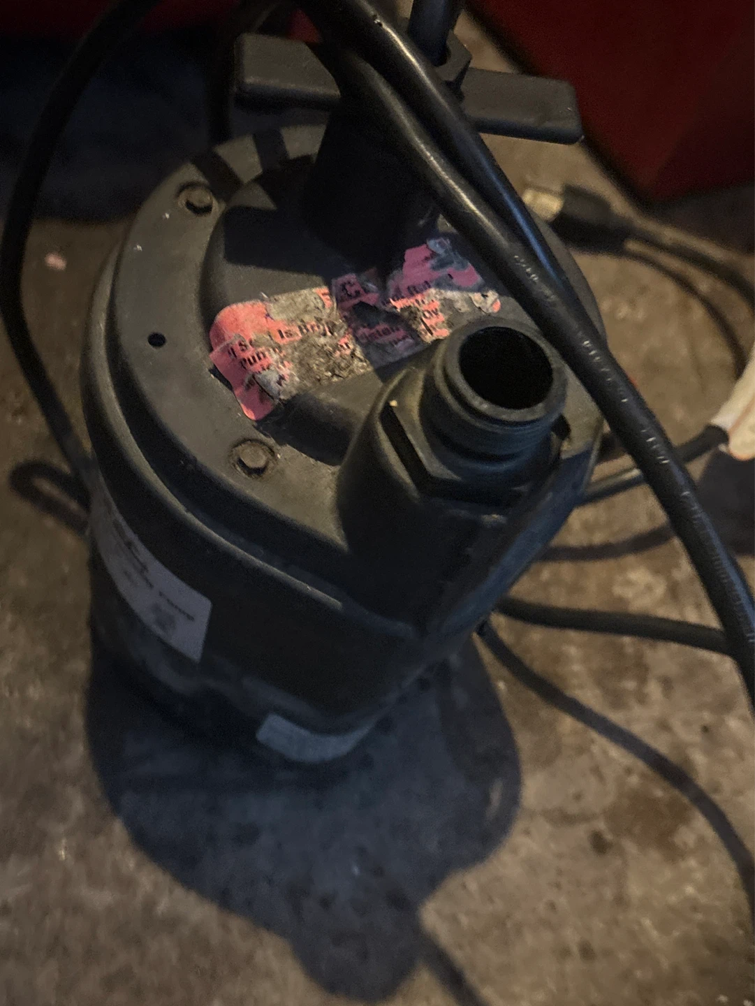 115 v sump pump works fine used - photo 2