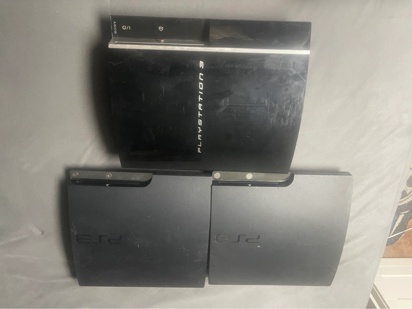 Sony PlayStation 2, 3, and 4 Consoles with Accessories - photo 4