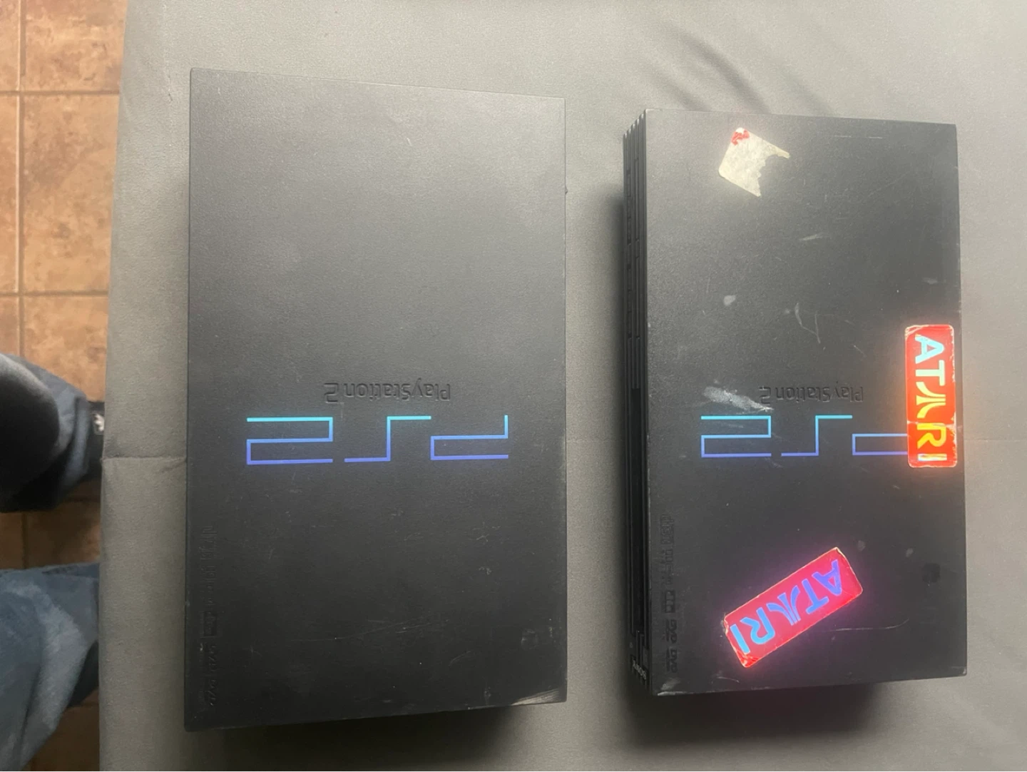 Sony PlayStation 2, 3, and 4 Consoles with Accessories - photo 3
