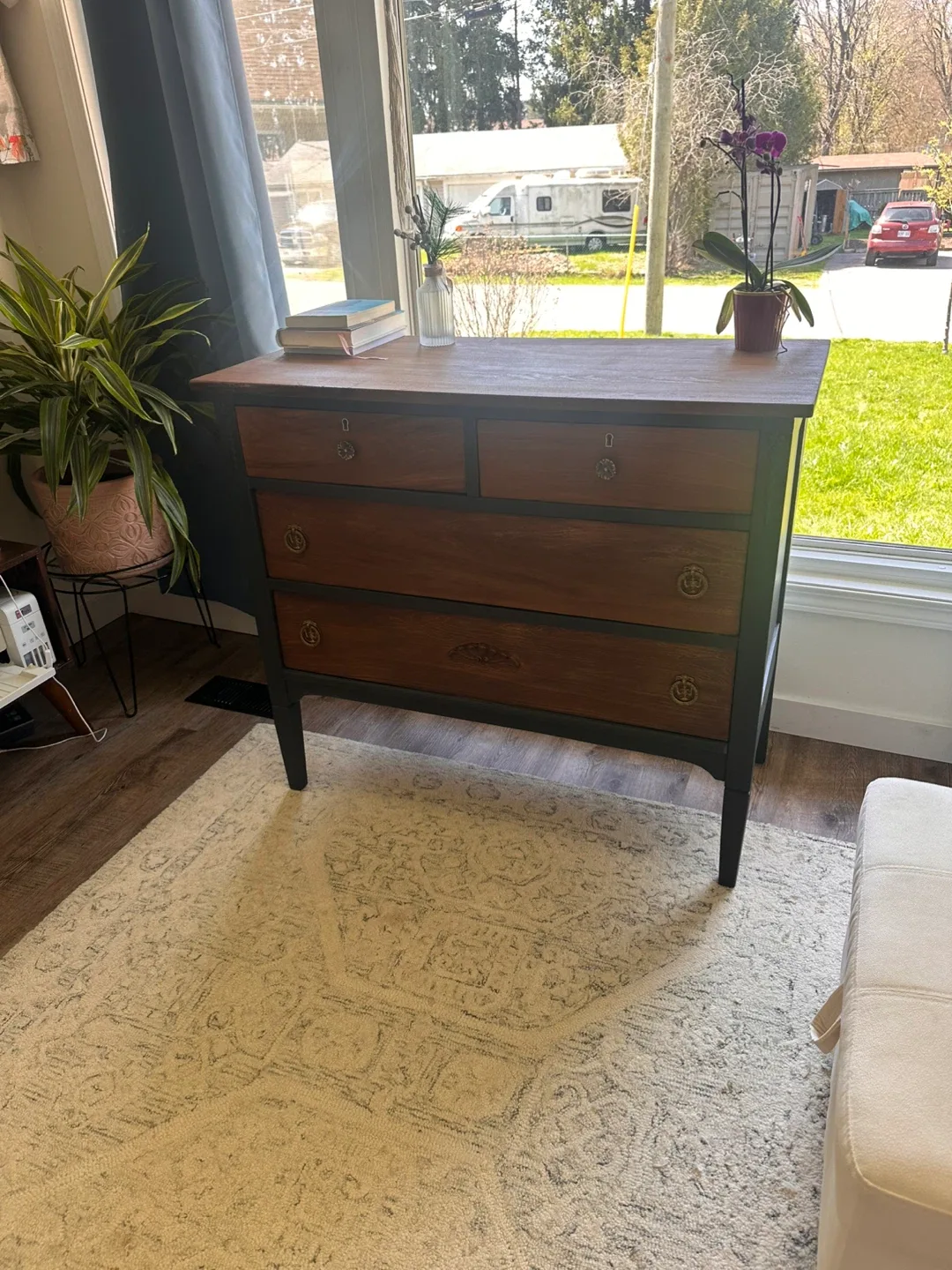 Vintage Dresser - photo 3