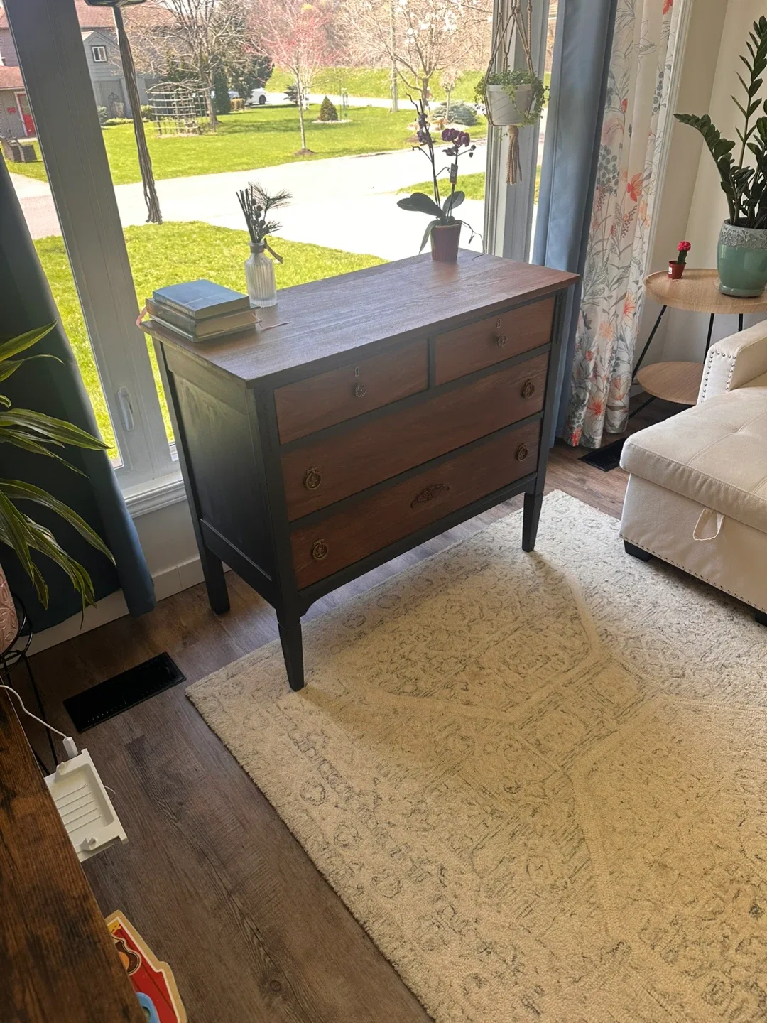 Vintage Dresser - photo 4
