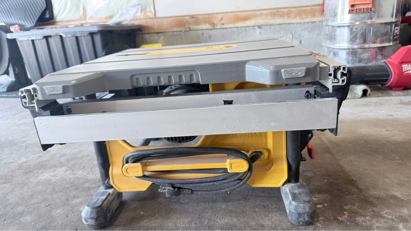 Dewalt Table Saw with a stand - photo 3